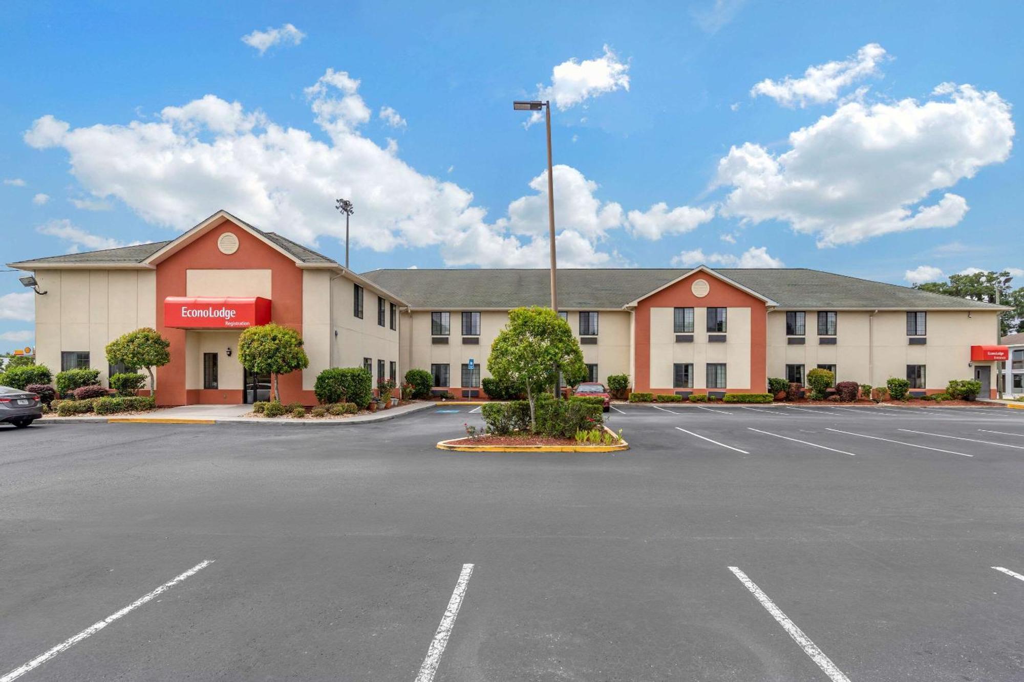 Econo Lodge Brunswick Extérieur photo