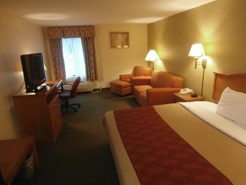 Econo Lodge Brunswick Extérieur photo